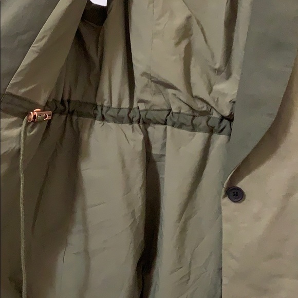 KIT & ACE Green Vest - Picture 4 of 5